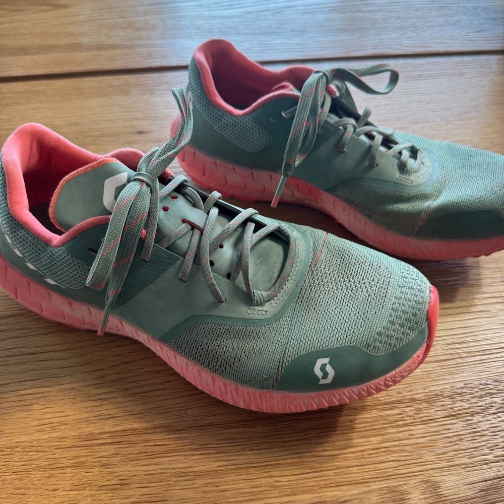 Scott Kinabalu RC 2.0 Trail Running Shoes Gray Green Coral Pink Womens Size 7